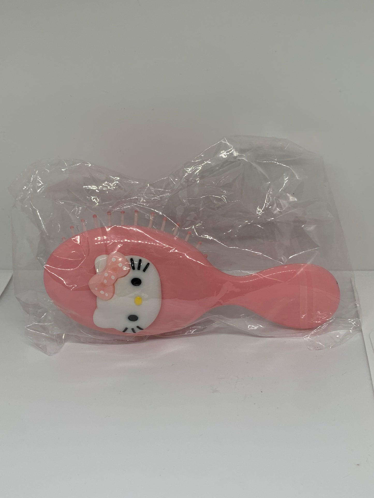 Sanrio small hair brush