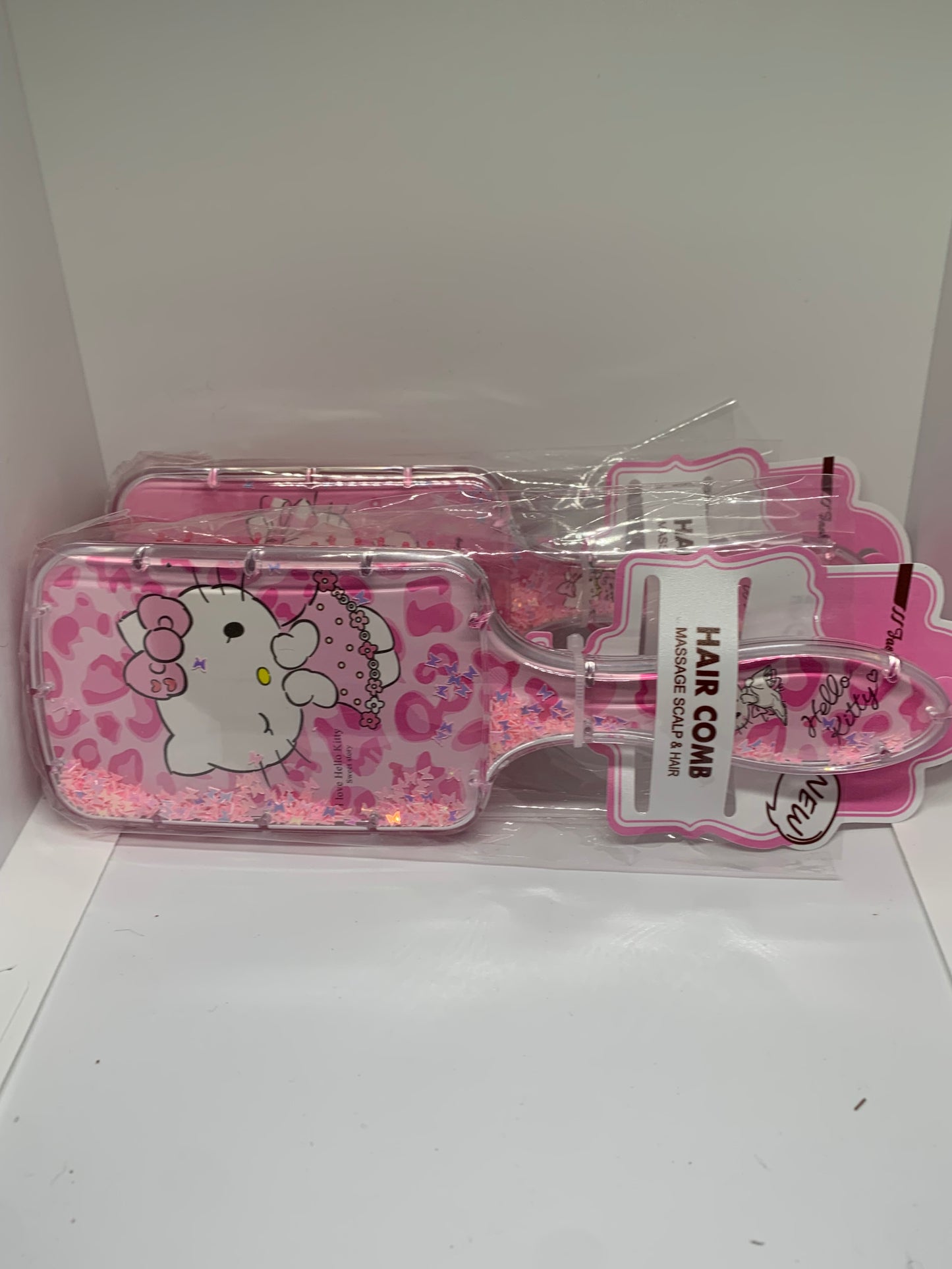 Hello kitty hair brush